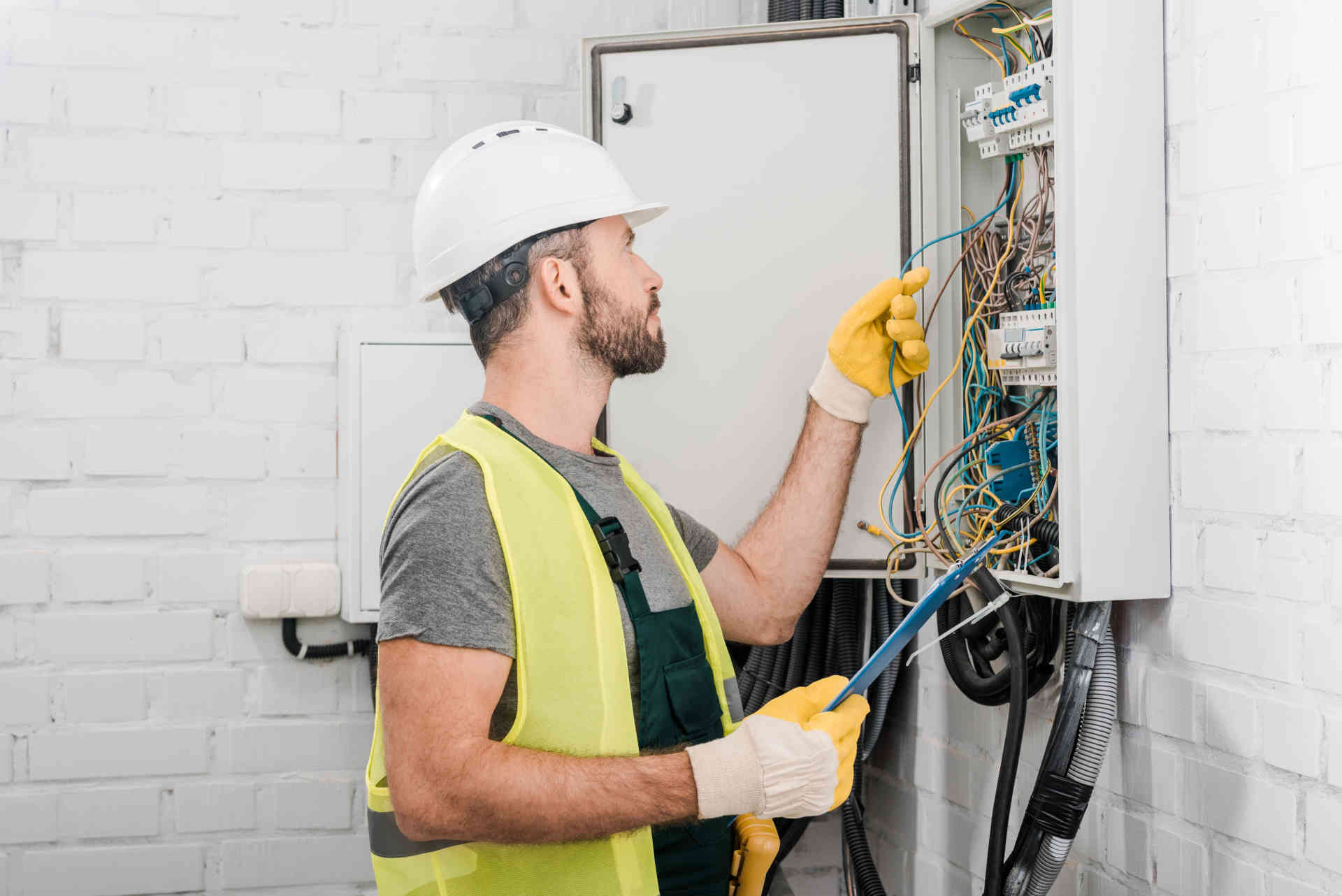 200 Amp Panel Metzer Electric Green Bay WI