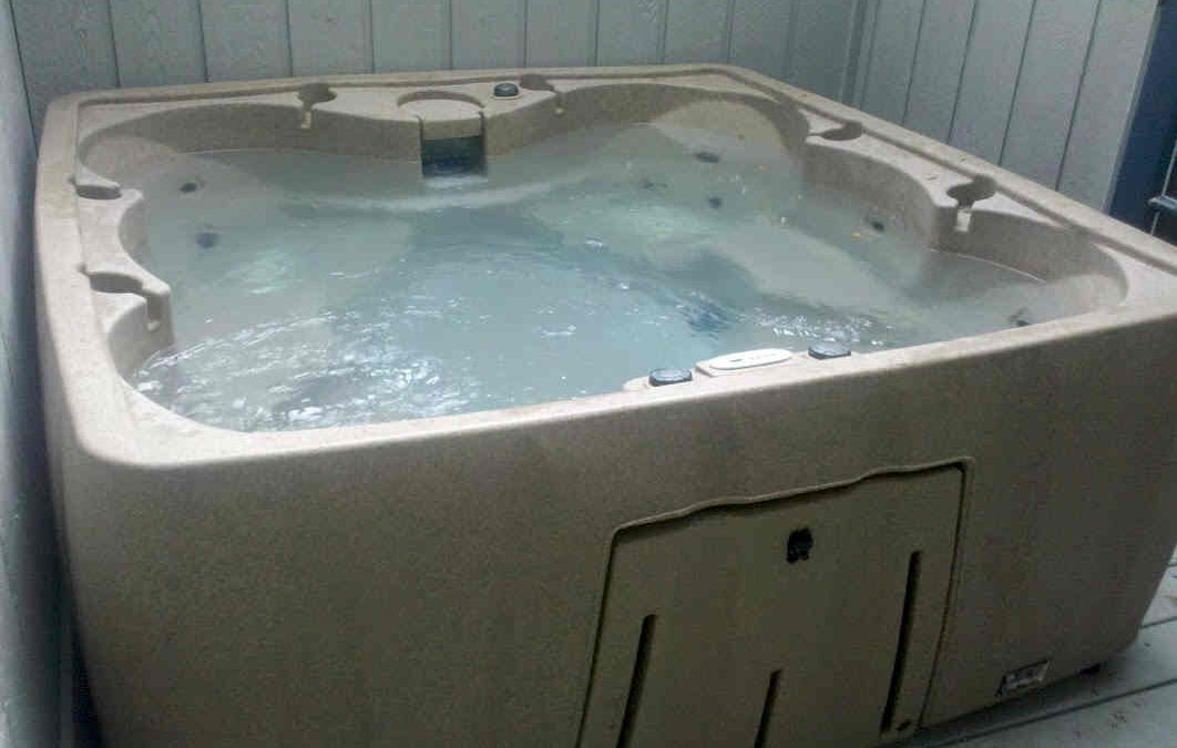 Hot Tub Electrical Installation in Green Bay: What Homeowners Need to Know